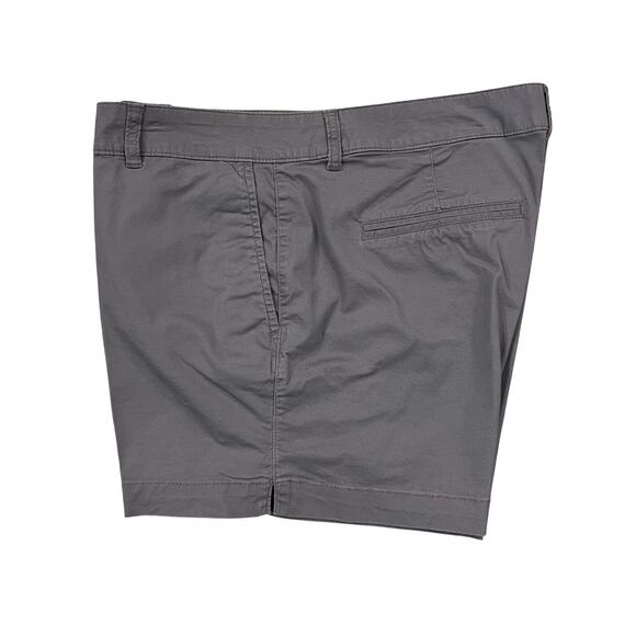 Old Navy Women's Grey High Rise Everyday Short - SIZE 10 - Picture 3 of 8